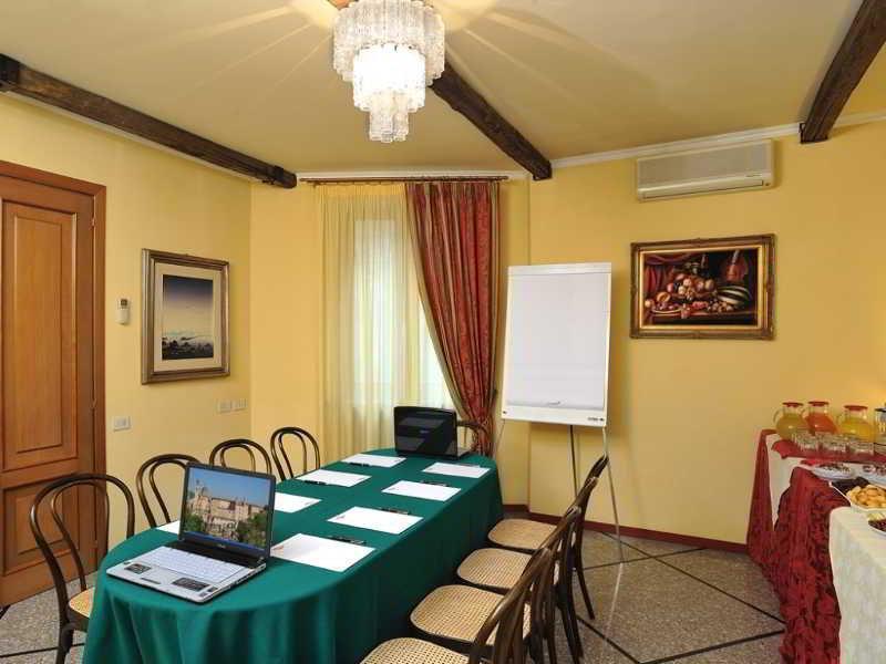 Hotel Bonconte Urbino Ngoại thất bức ảnh